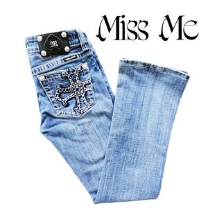 Miss Me Bootcut Cross Jean